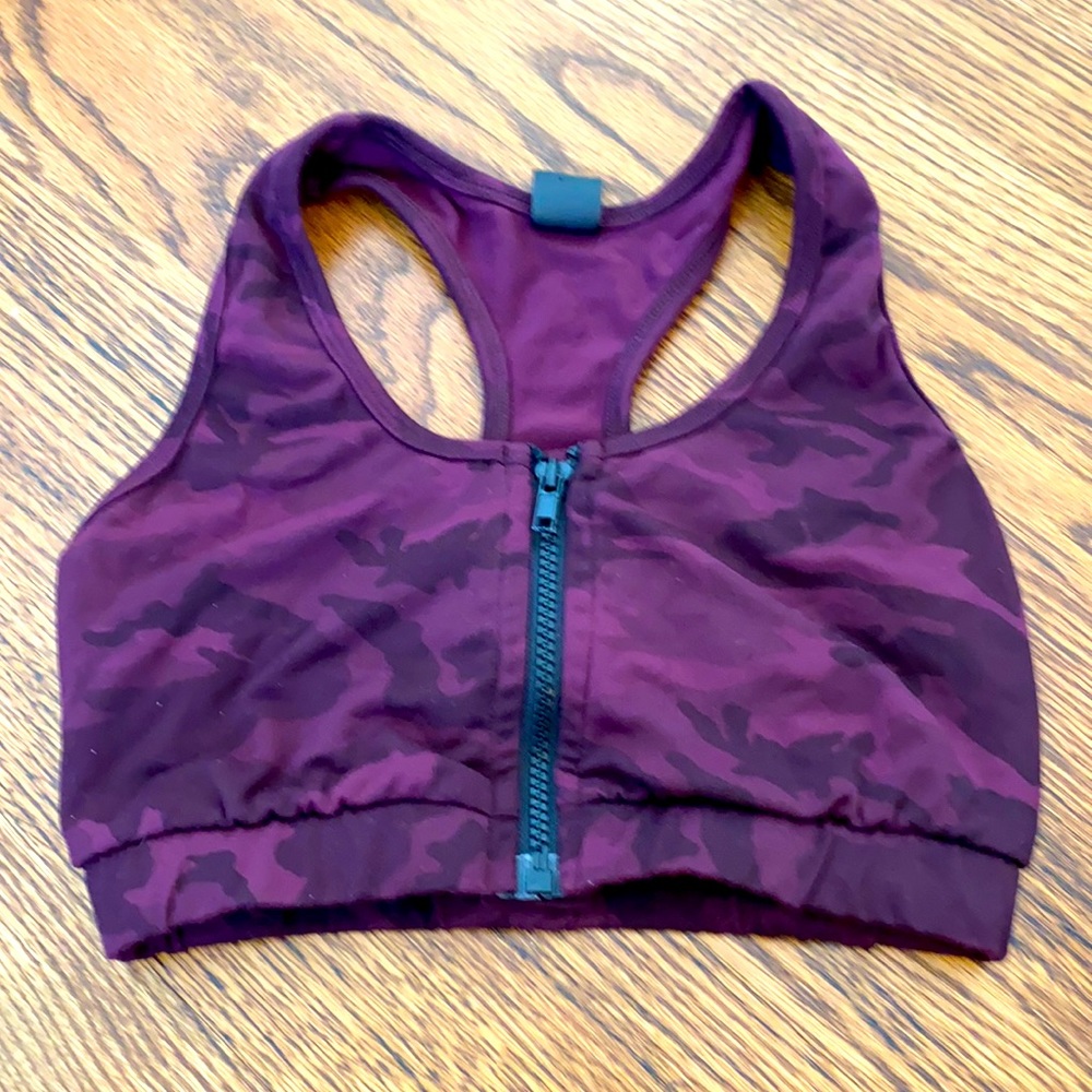 Strut This maroon camo sports bra